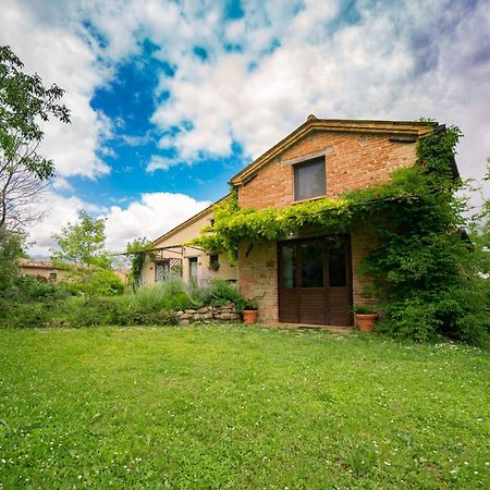 Agriturismo Spa Serpanera Sarnano Kültér fotó