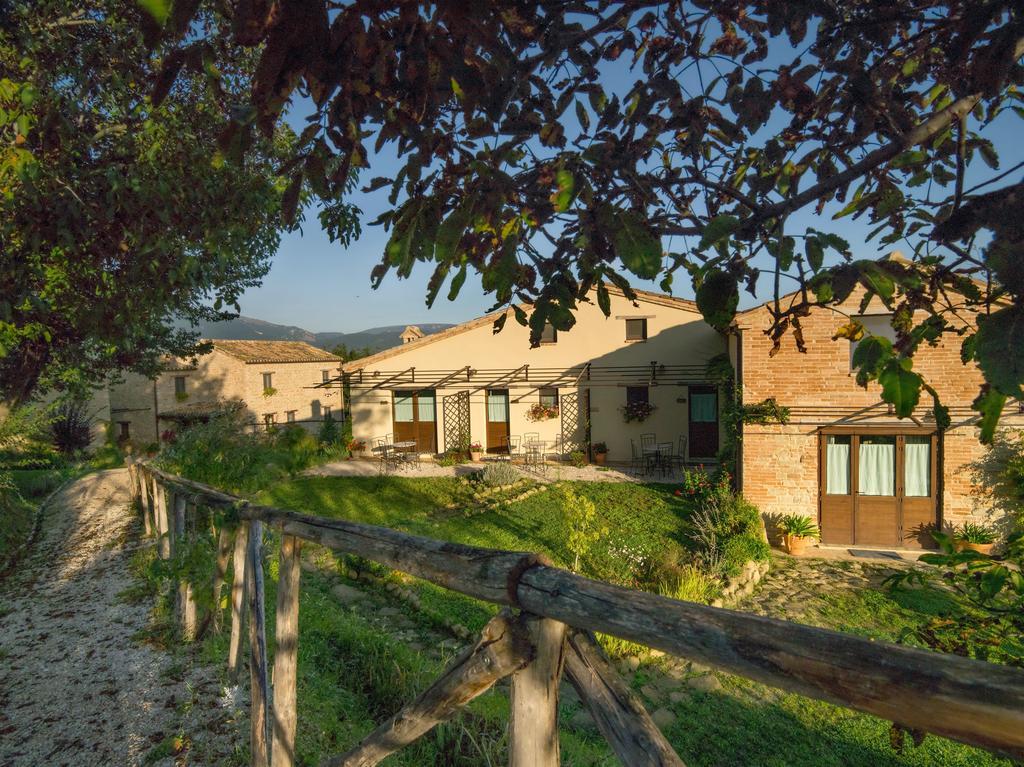 Agriturismo Spa Serpanera Sarnano Szoba fotó