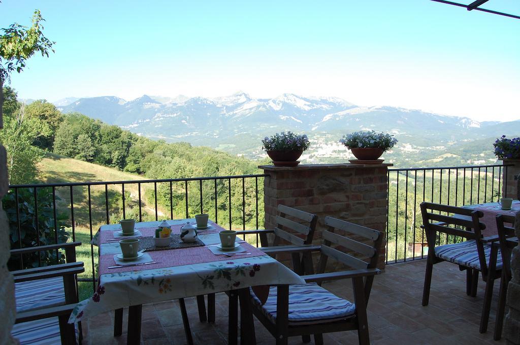 Agriturismo Spa Serpanera Sarnano Szoba fotó