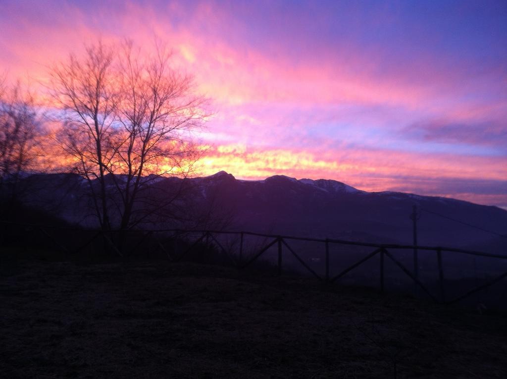 Agriturismo Spa Serpanera Sarnano Kültér fotó