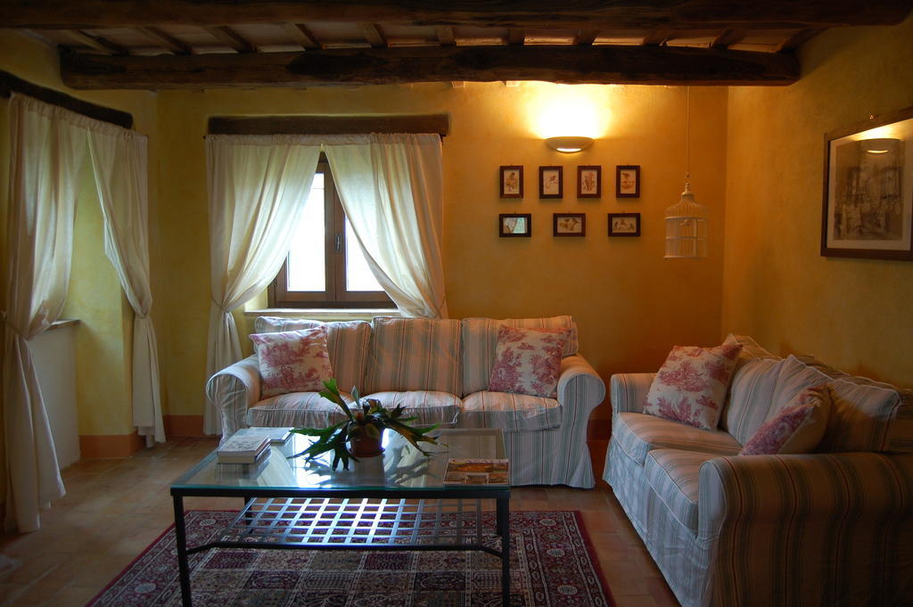 Agriturismo Spa Serpanera Sarnano Kültér fotó