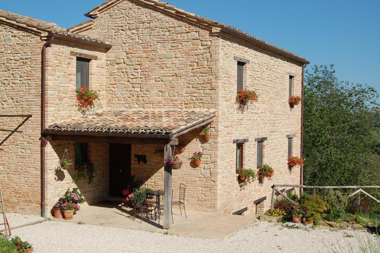 Agriturismo Spa Serpanera Sarnano Kültér fotó
